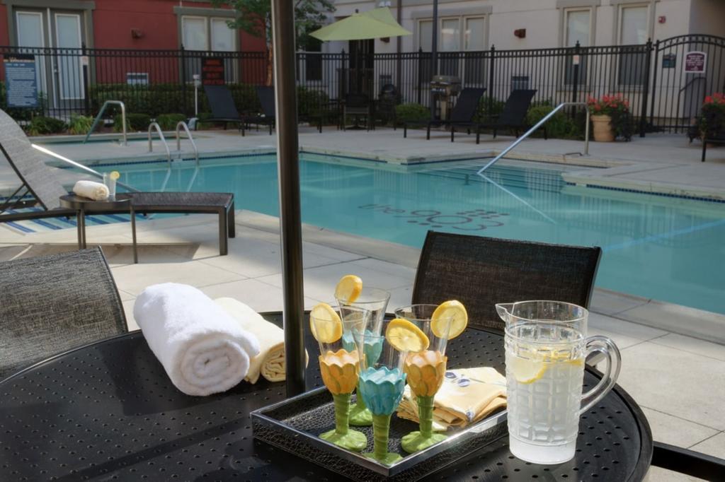 Bluebird Suites In Downtown Providence Exteriör bild